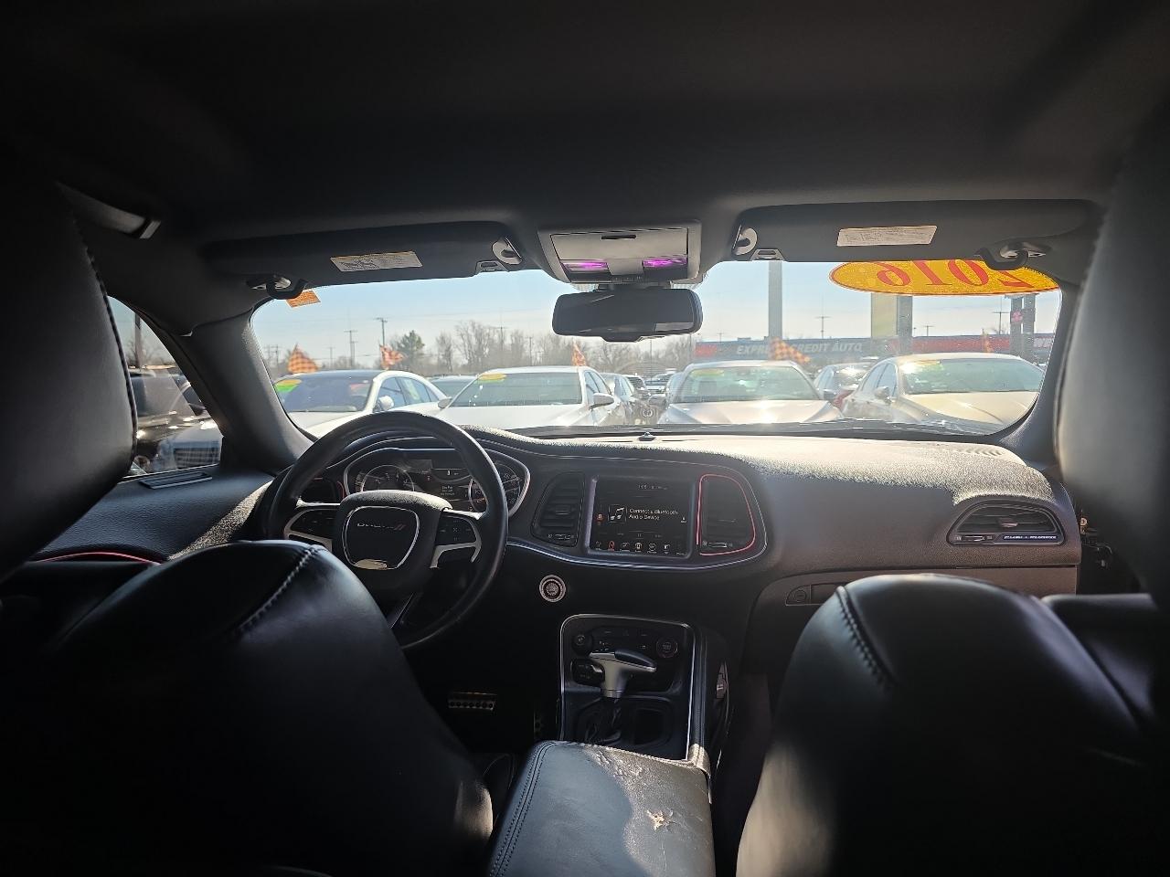 Dodge Challenger 2dr Cpe SXT 2016