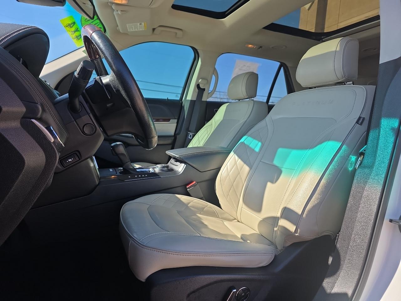 Ford Explorer 4WD 4dr Platinum 2016