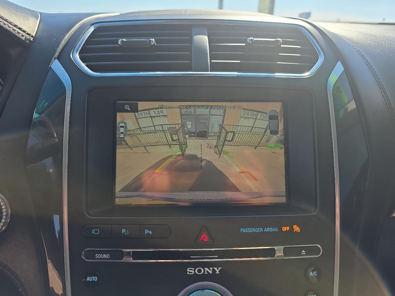 Ford Explorer 4WD 4dr Platinum 2016