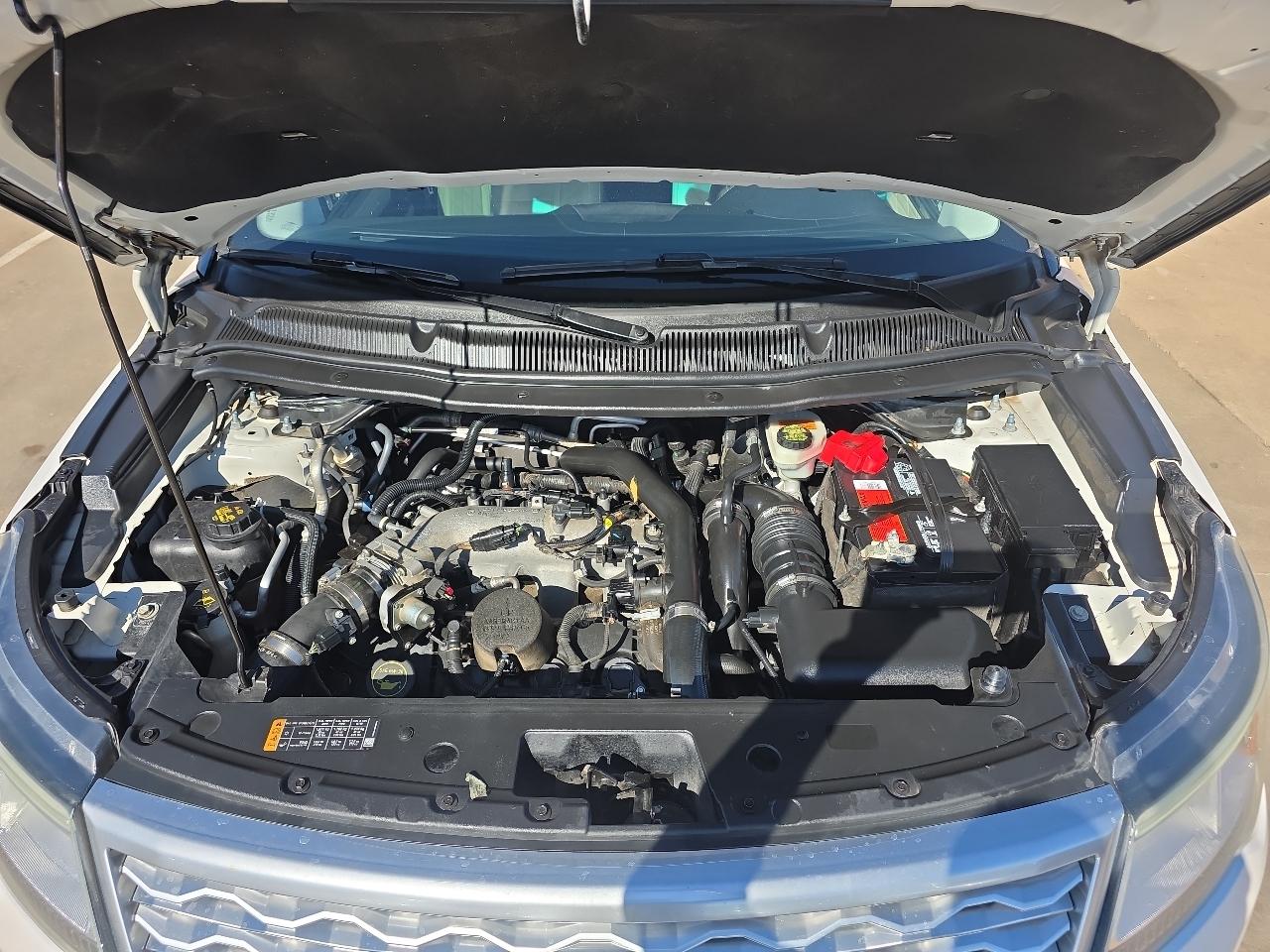 Ford Explorer 4WD 4dr Platinum 2016