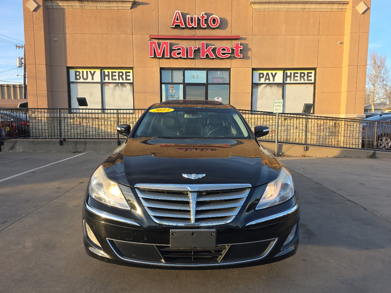 Hyundai Genesis 4dr Sdn V6 3.8L 2013