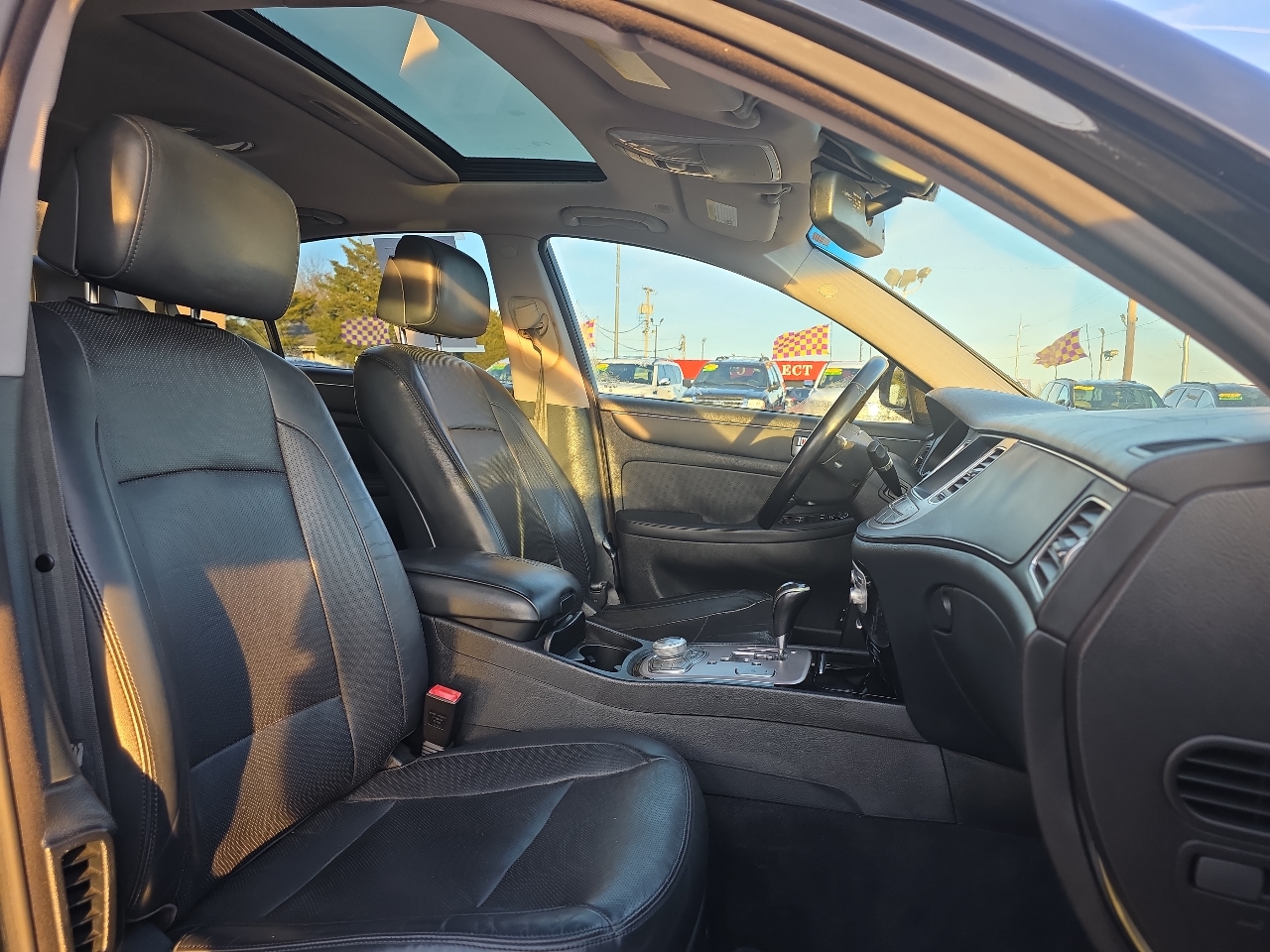 Hyundai Genesis 4dr Sdn V6 3.8L 2013