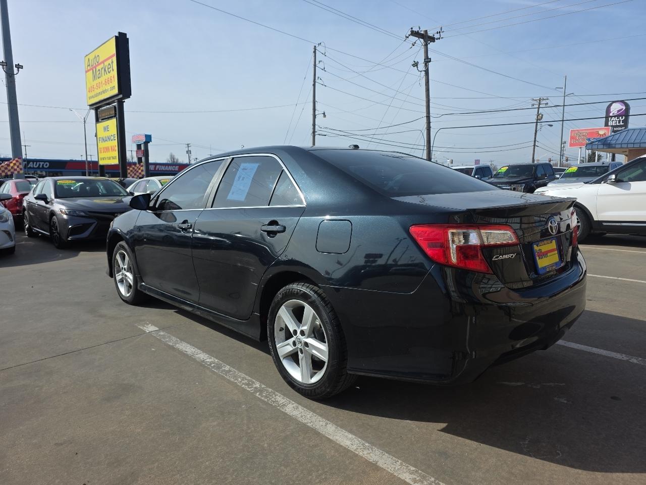 Toyota Camry 2014.5 4dr Sdn I4 Auto SE Sport (Natl) 2014