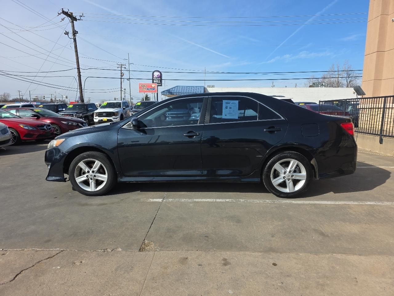 Toyota Camry 2014.5 4dr Sdn I4 Auto SE Sport (Natl) 2014