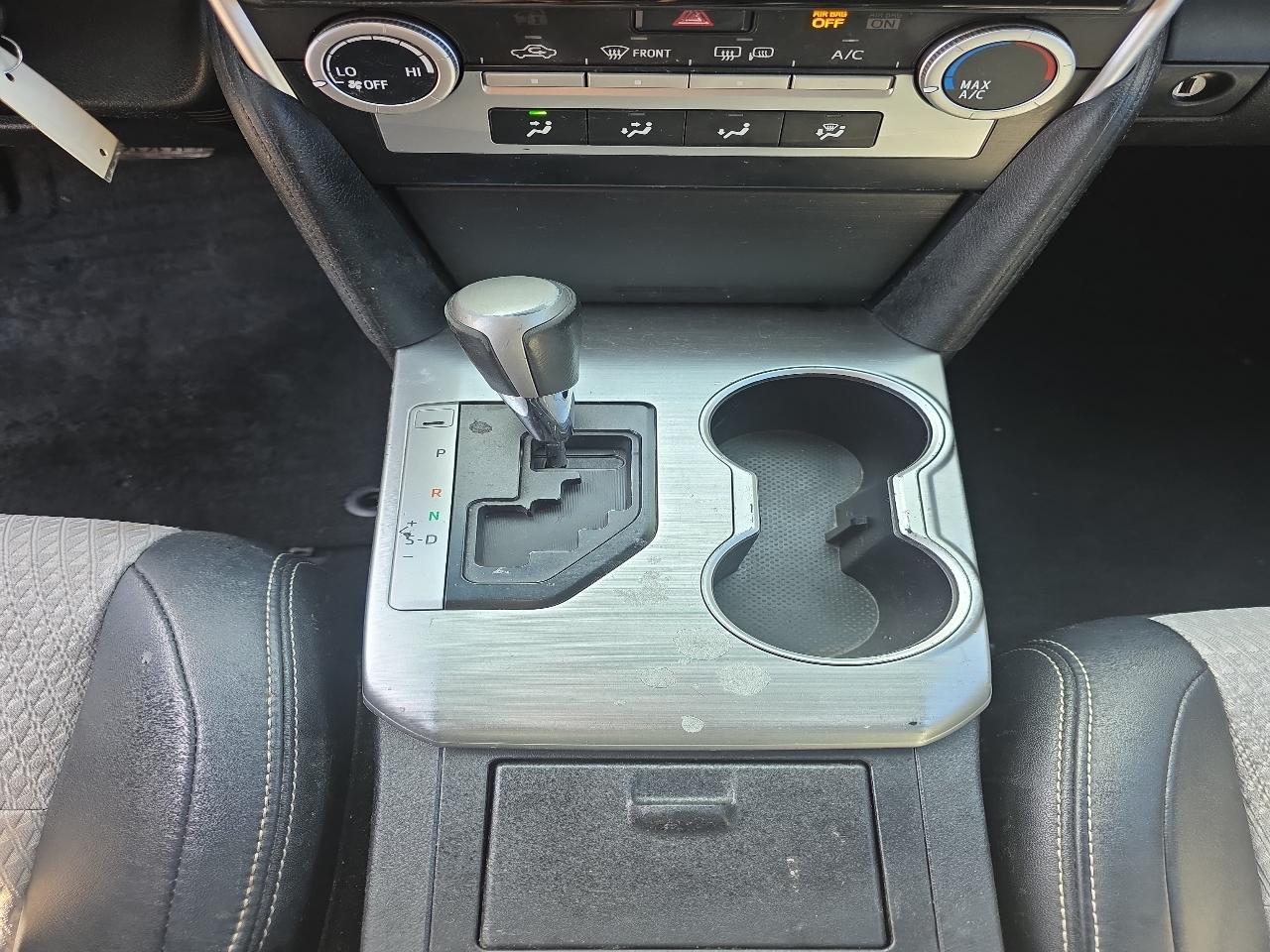 Toyota Camry 2014.5 4dr Sdn I4 Auto SE Sport (Natl) 2014