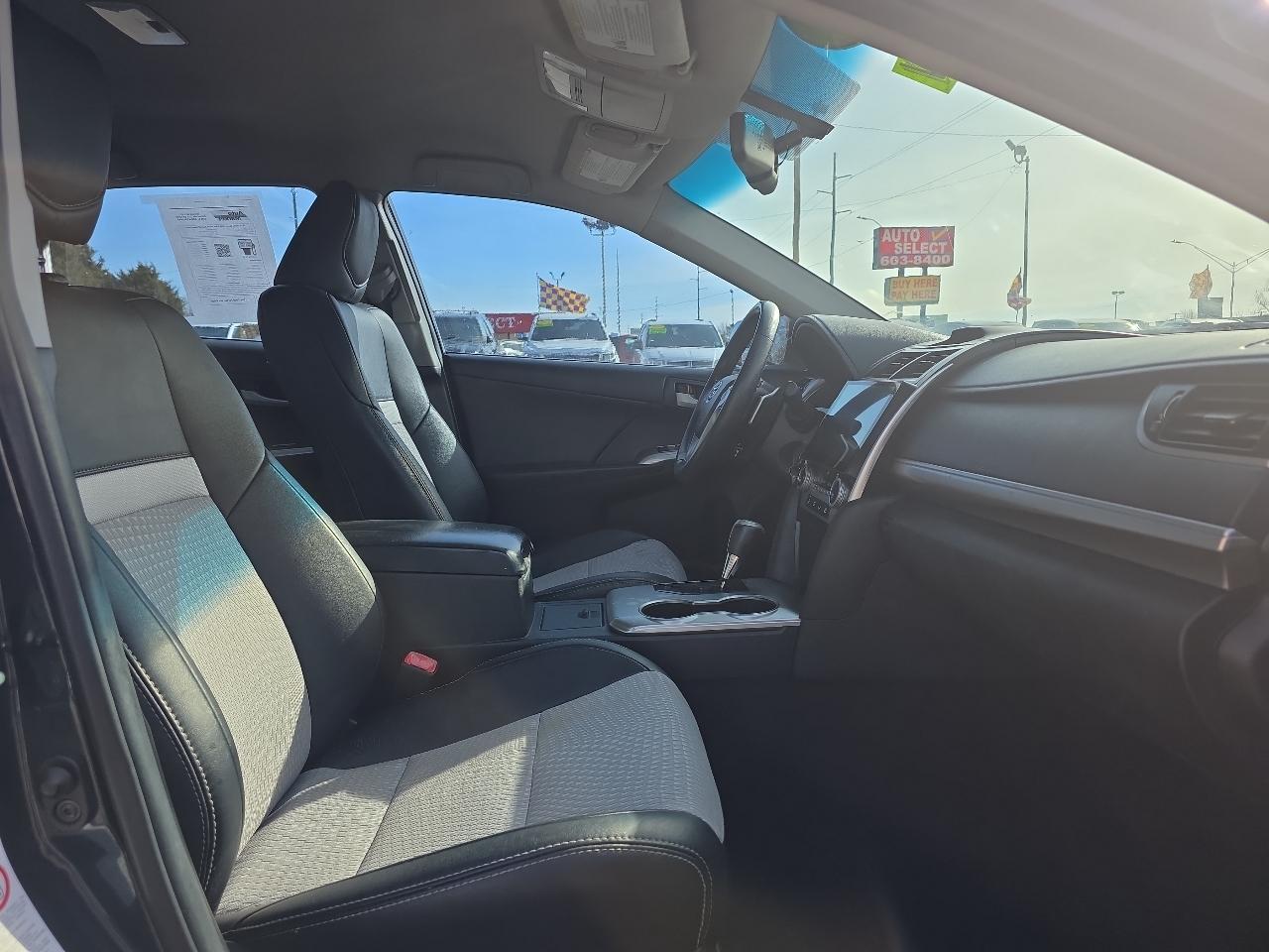 Toyota Camry 2014.5 4dr Sdn I4 Auto SE Sport (Natl) 2014