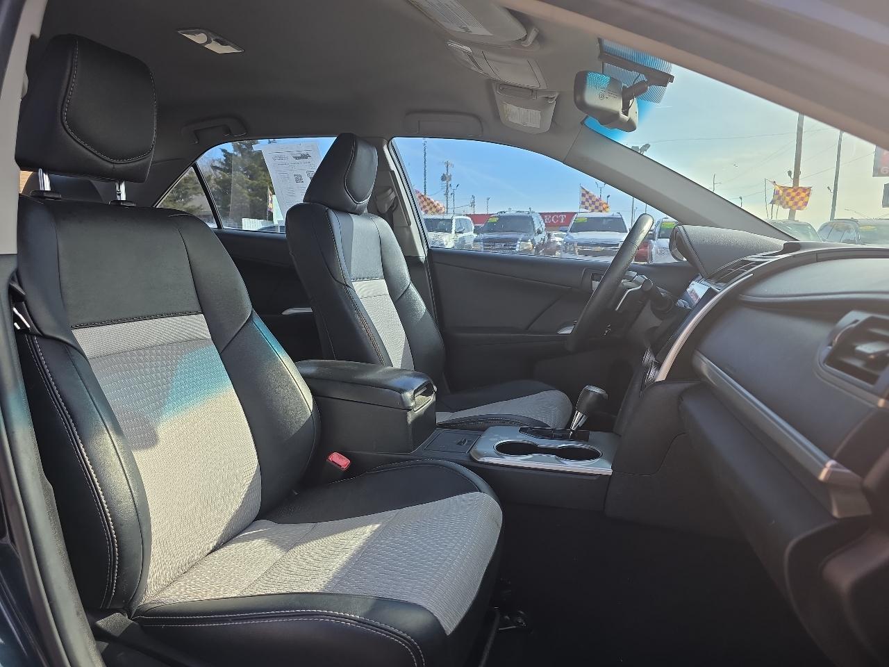 Toyota Camry 2014.5 4dr Sdn I4 Auto SE Sport (Natl) 2014