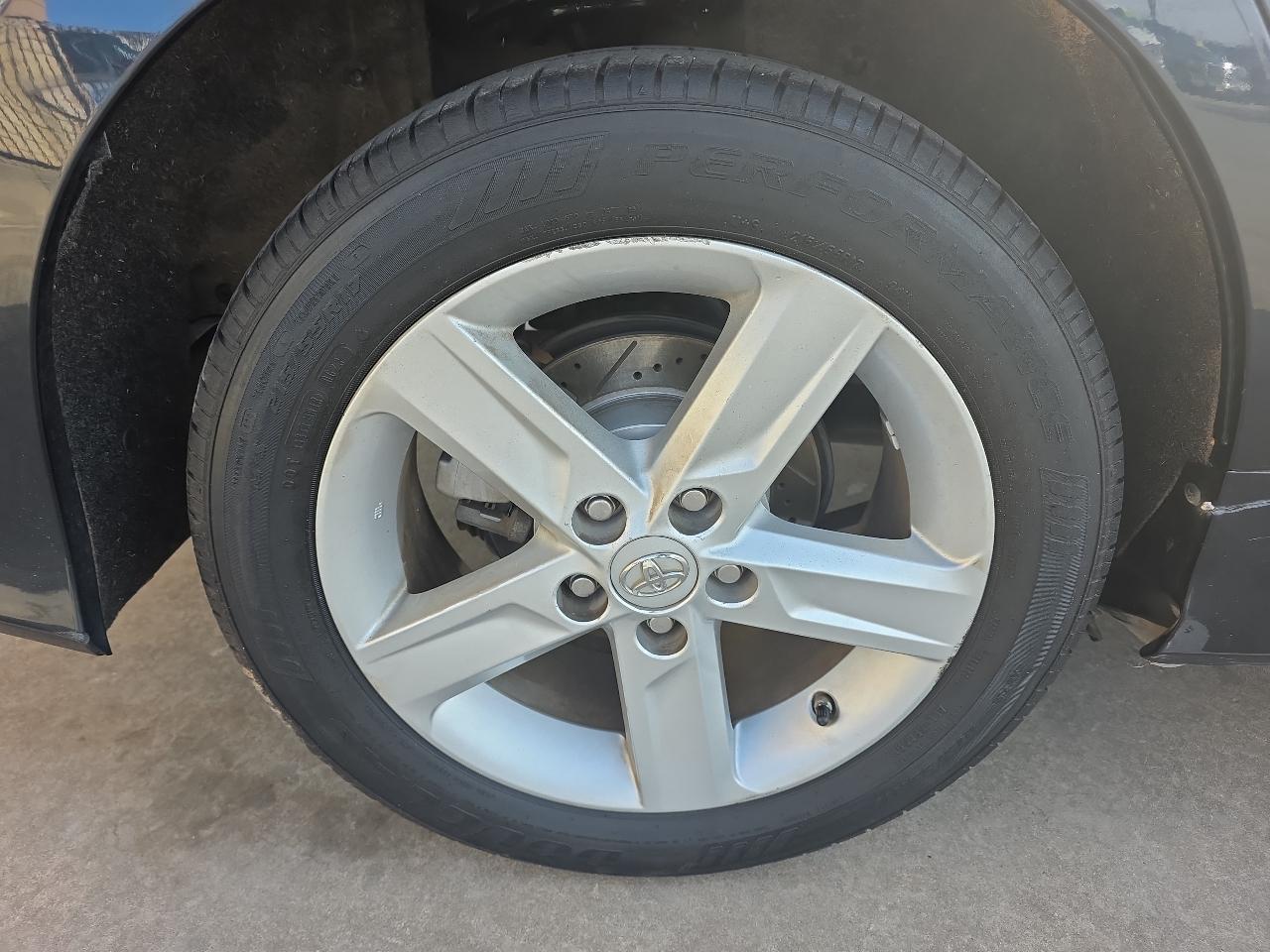 Toyota Camry 2014.5 4dr Sdn I4 Auto SE Sport (Natl) 2014