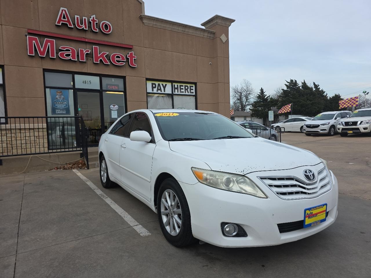 Toyota Camry 4dr Sdn I4 Auto XLE (Natl) 2011