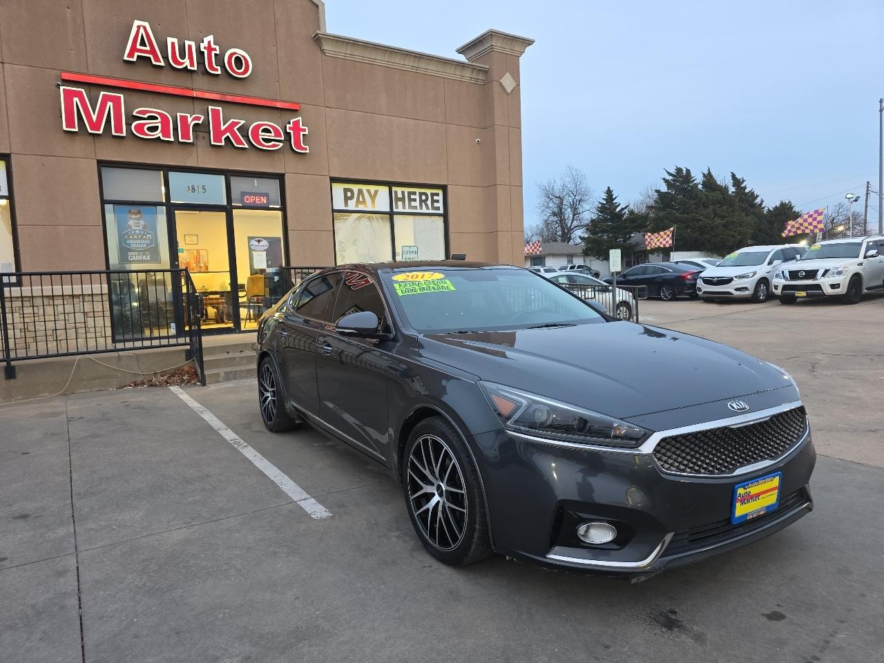 Kia Cadenza Premium Sedan 2017