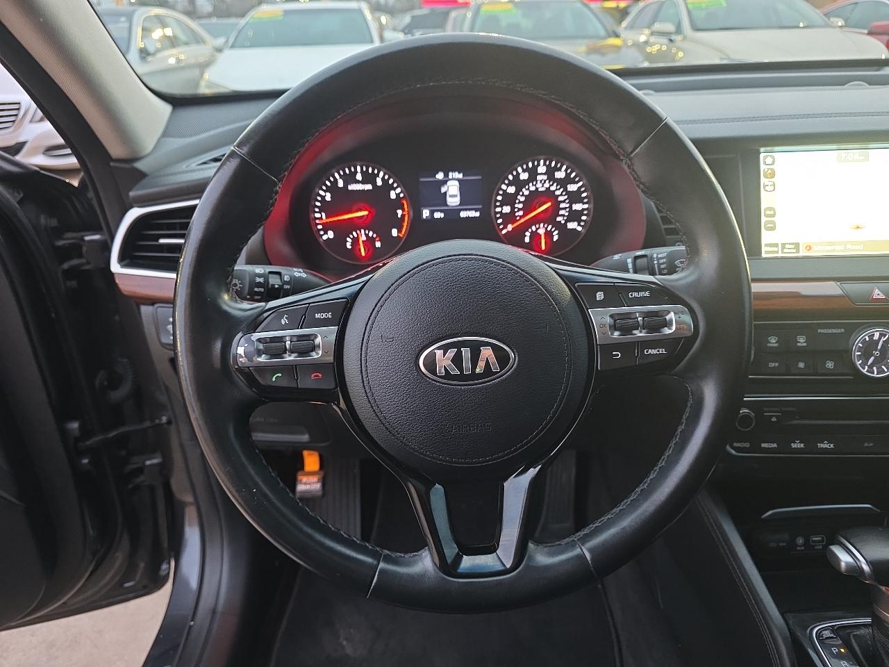 Kia Cadenza Premium Sedan 2017