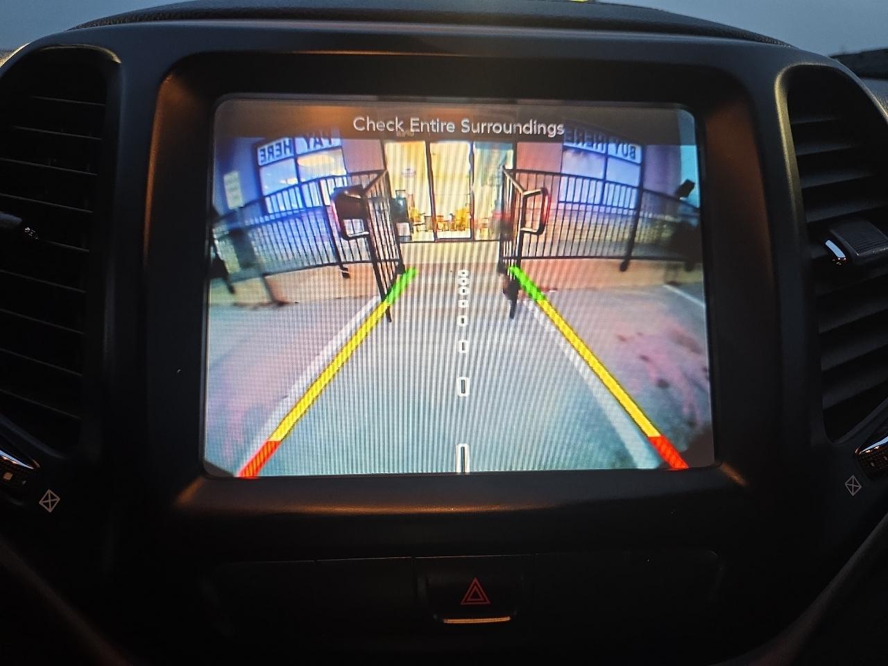 Jeep Cherokee FWD 4dr Limited 2015