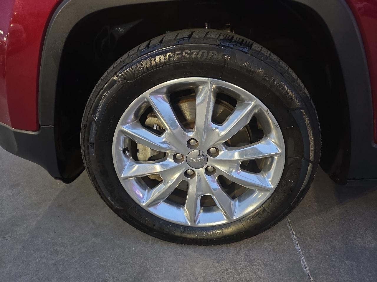 Jeep Cherokee FWD 4dr Limited 2015