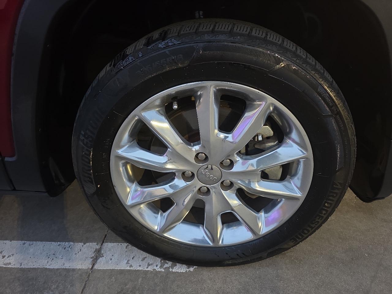 Jeep Cherokee FWD 4dr Limited 2015