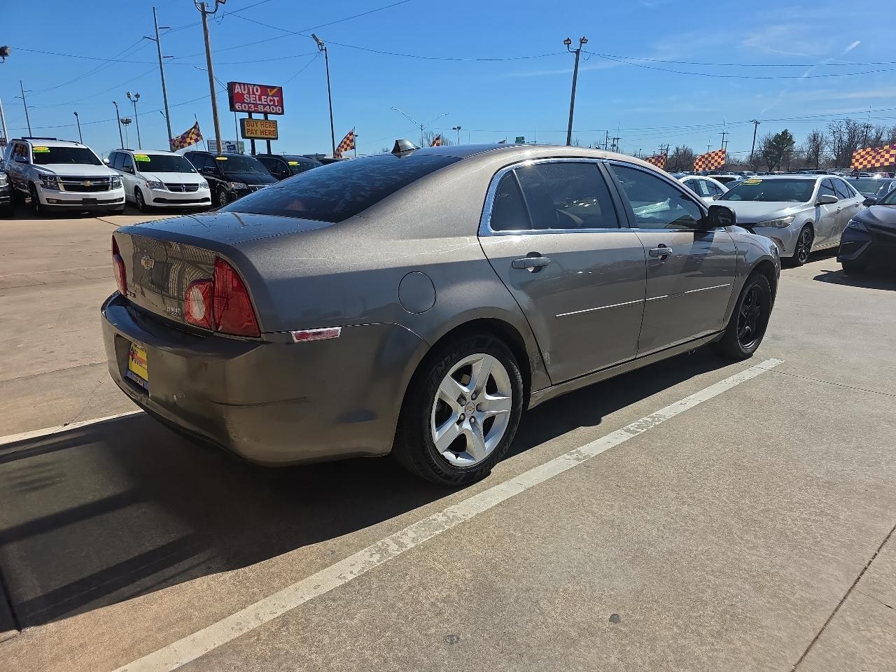 Chevrolet Malibu 4dr Sdn LS w/1LS 2011