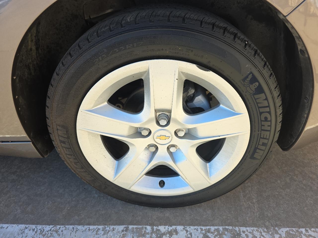 Chevrolet Malibu 4dr Sdn LS w/1LS 2011