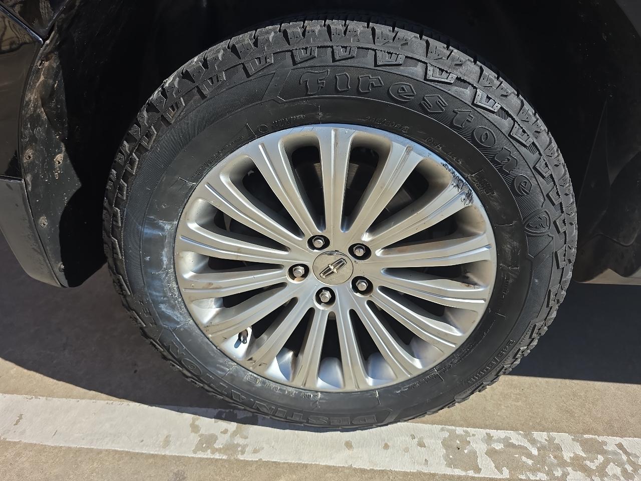 Lincoln MKX FWD 4dr 2012