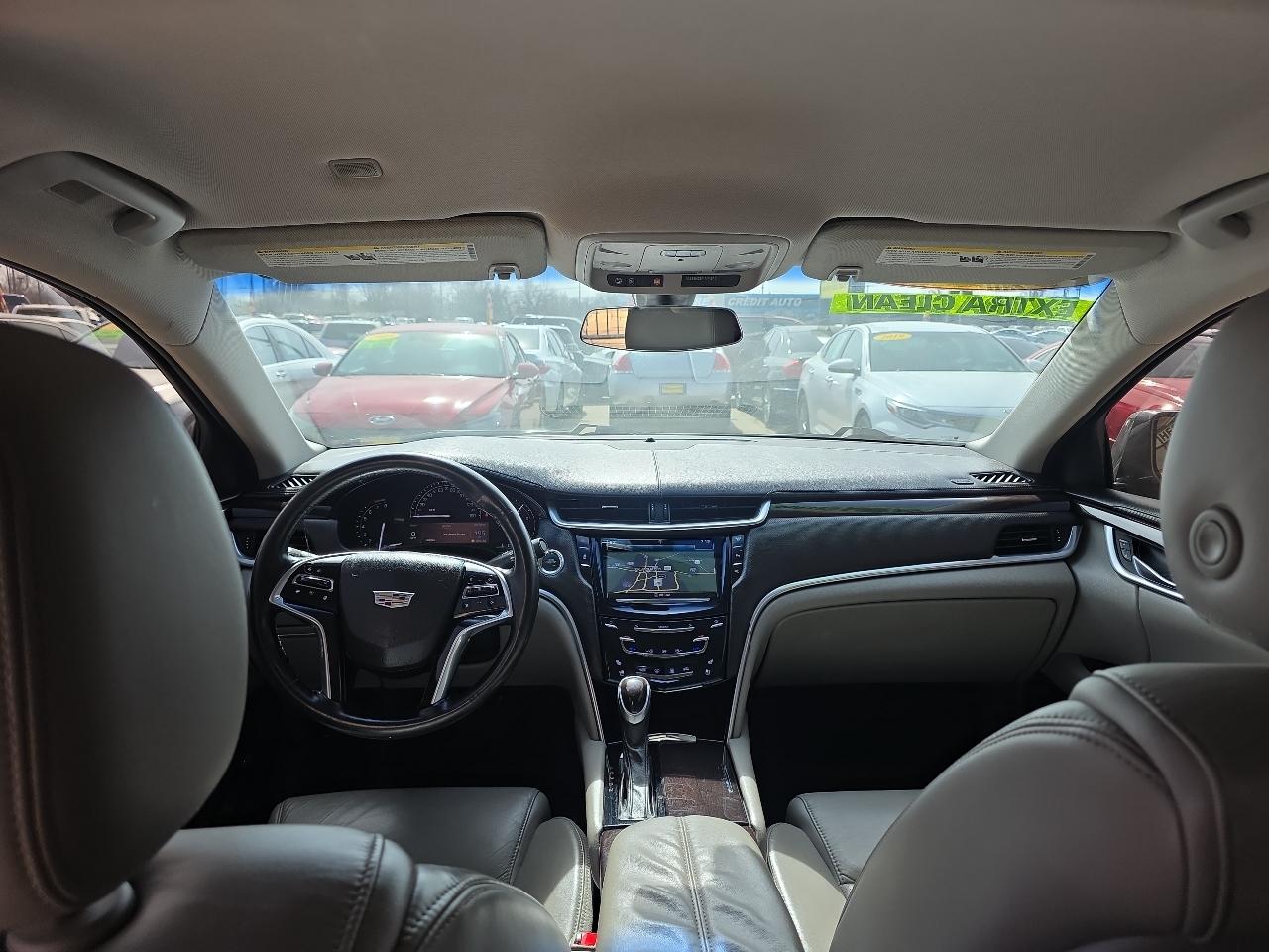 Cadillac XTS 4dr Sdn Luxury FWD 2017