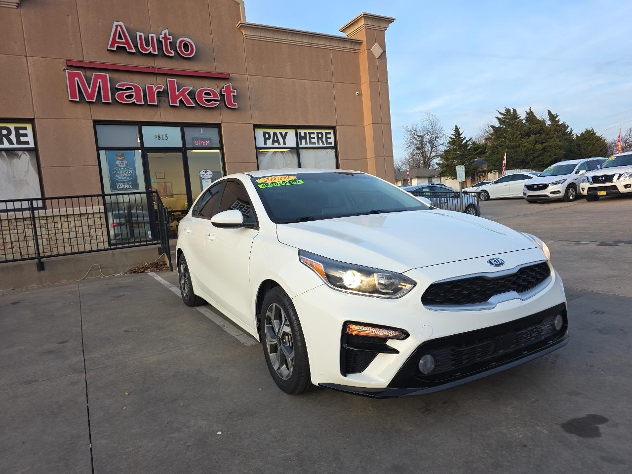 Kia Forte LXS IVT 2020