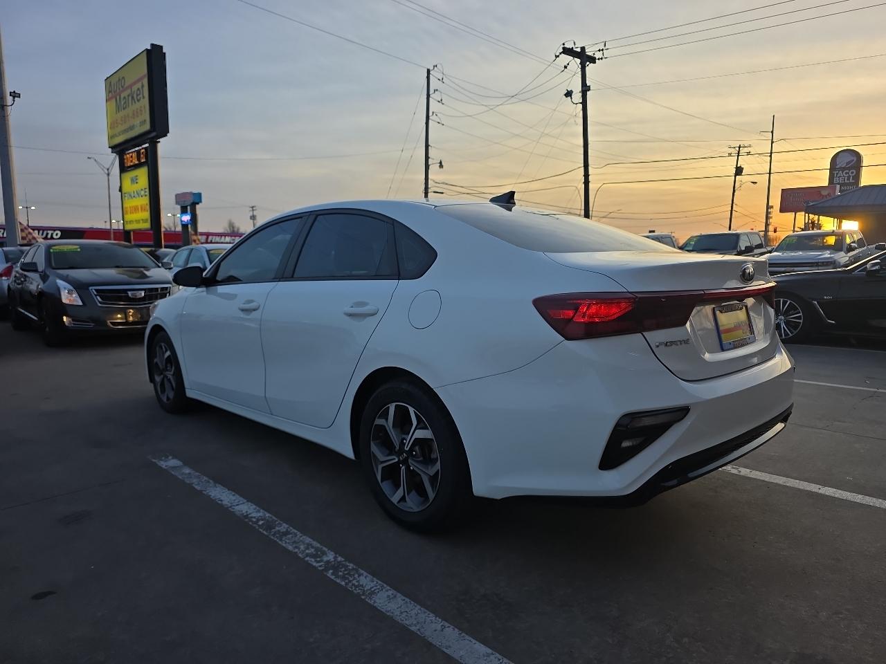 Kia Forte LXS IVT 2020