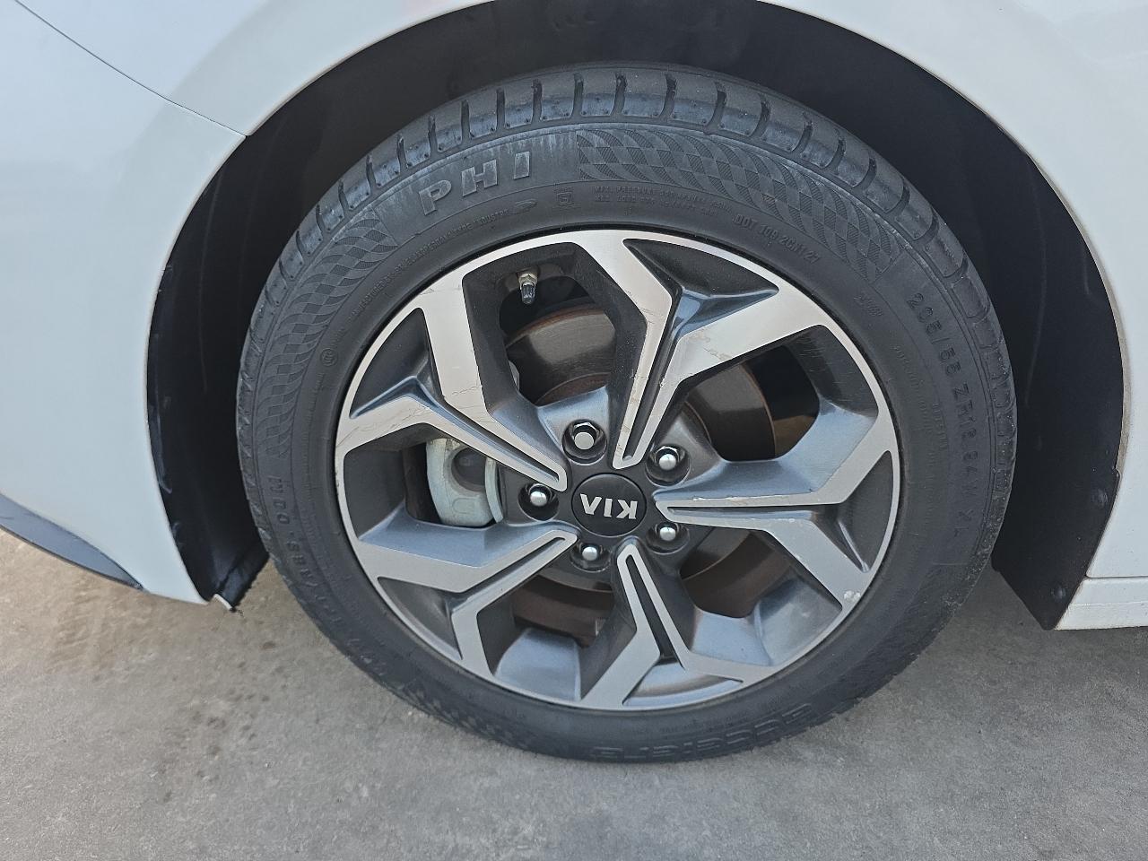 Kia Forte LXS IVT 2020