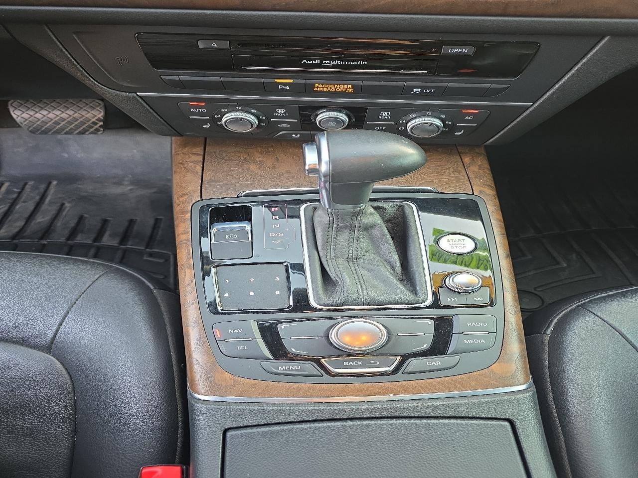 Audi A6 4dr Sdn quattro 3.0T Premium Plus 2012