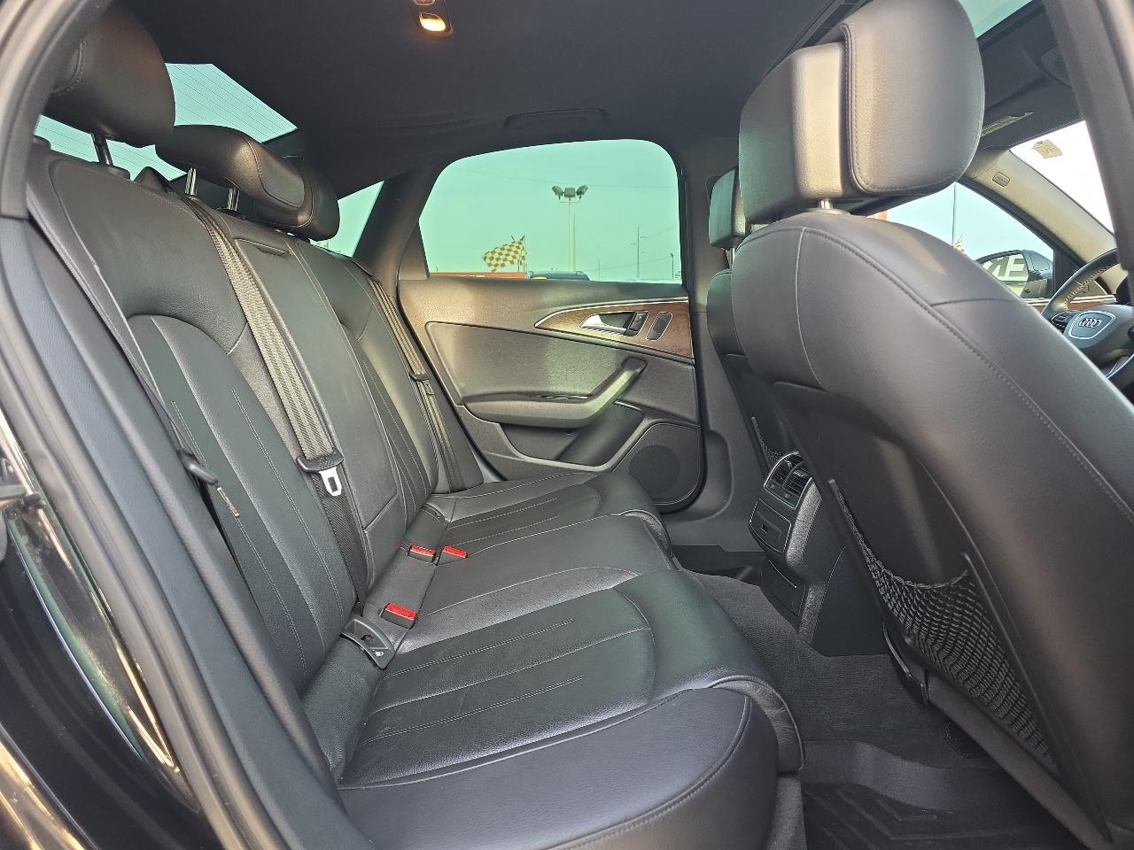 Audi A6 4dr Sdn quattro 3.0T Premium Plus 2012