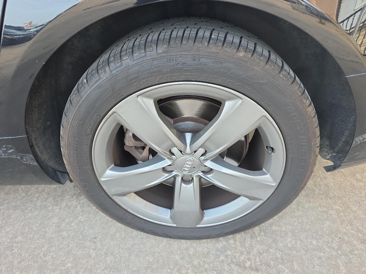 Audi A6 4dr Sdn quattro 3.0T Premium Plus 2012