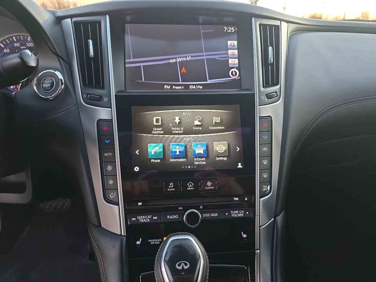 Infiniti Q60 3.0t Premium RWD 2017