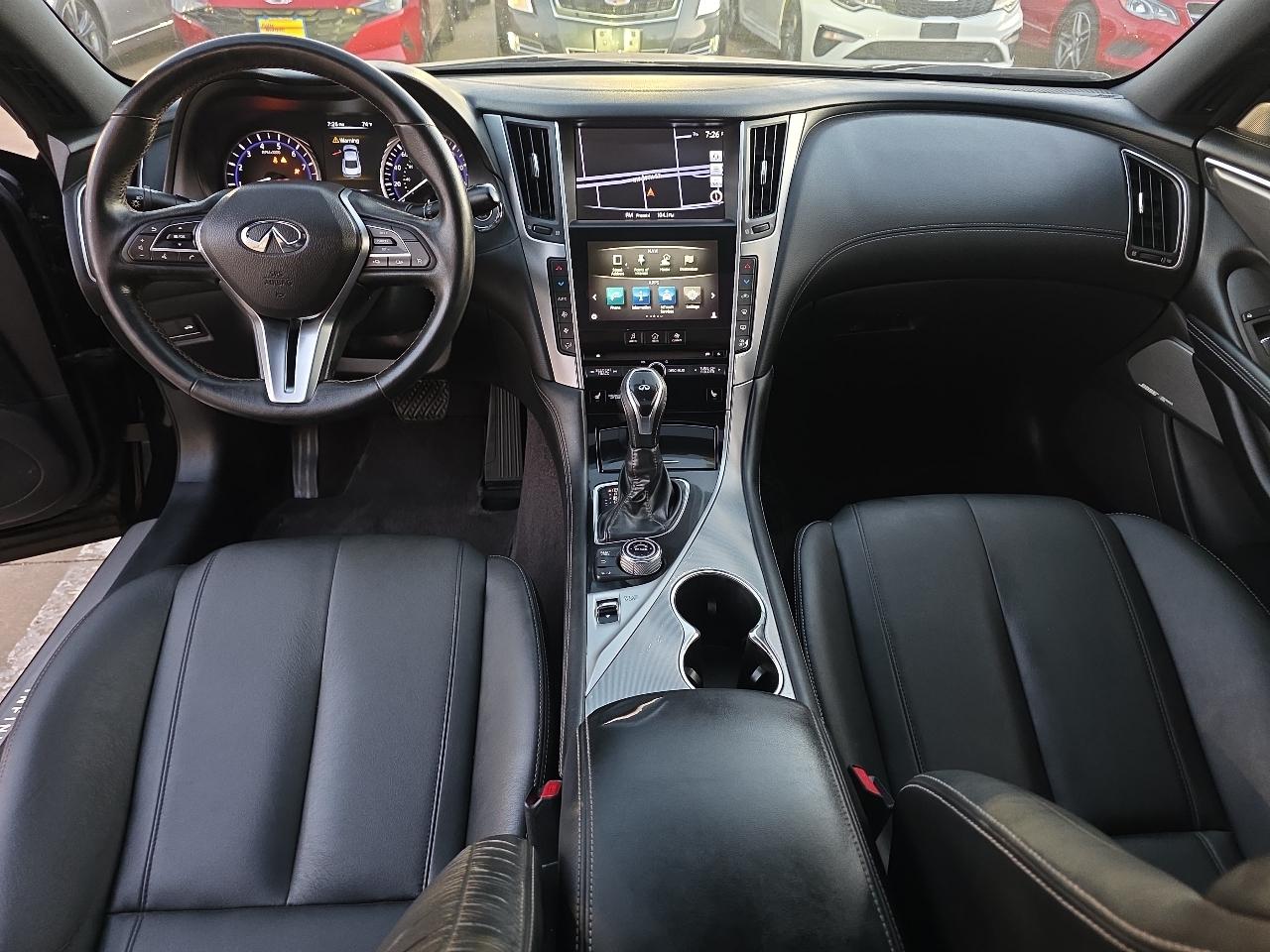 Infiniti Q60 3.0t Premium RWD 2017