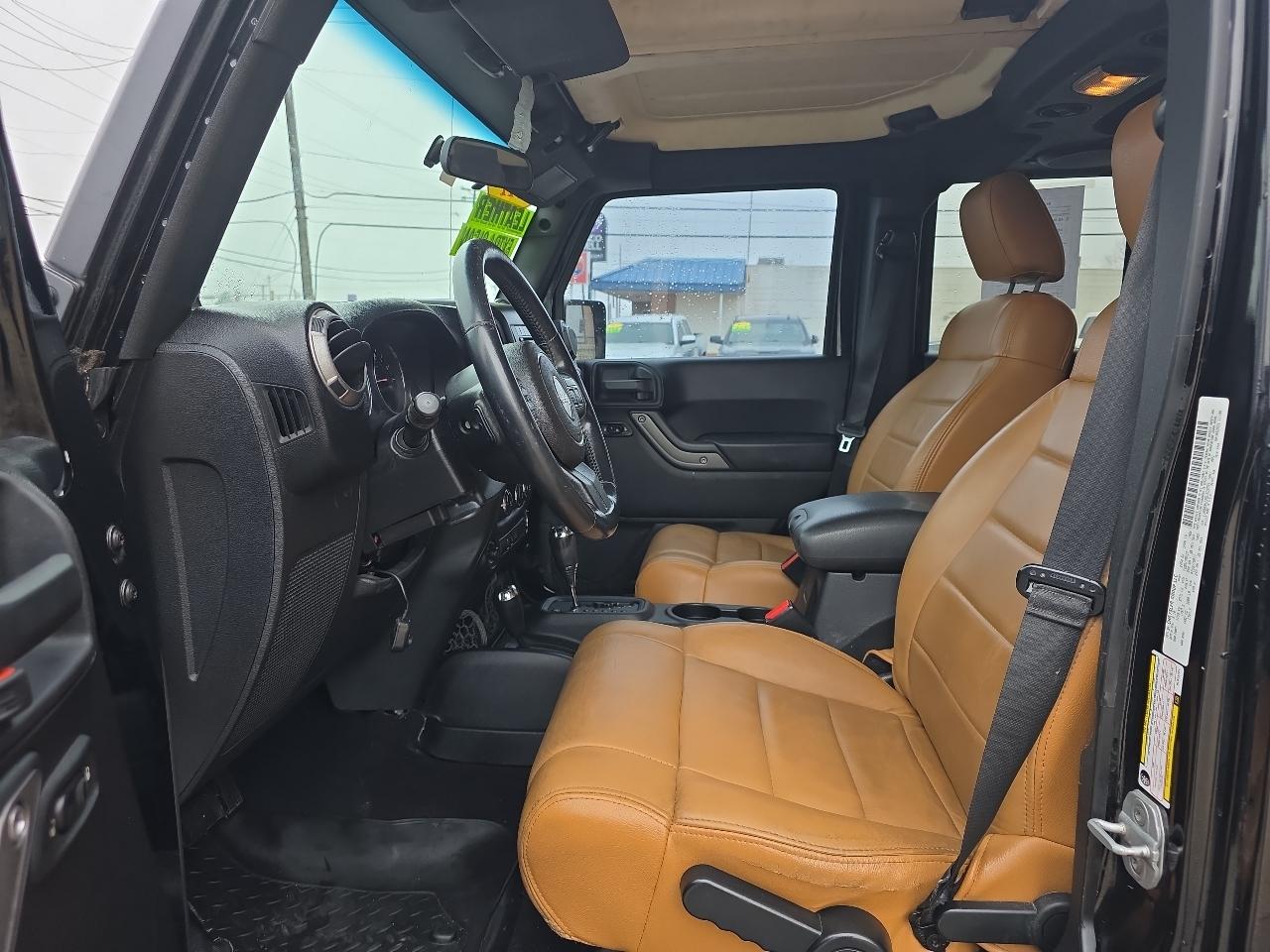 Jeep Wrangler Unlimited 4WD 4dr Sport 2011