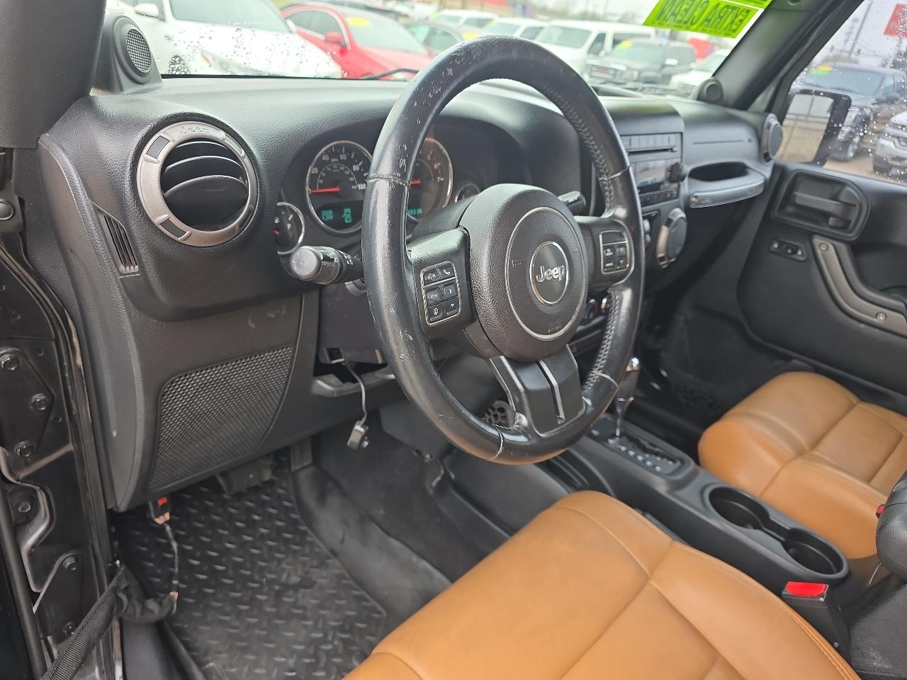 Jeep Wrangler Unlimited 4WD 4dr Sport 2011