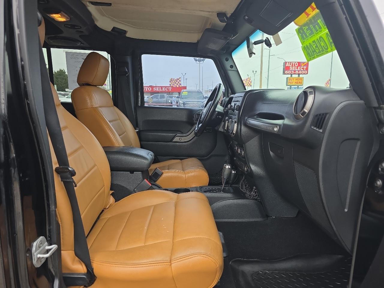 Jeep Wrangler Unlimited 4WD 4dr Sport 2011