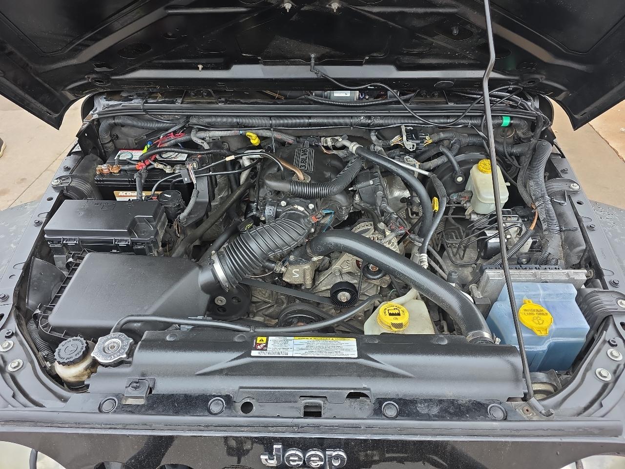 Jeep Wrangler Unlimited 4WD 4dr Sport 2011