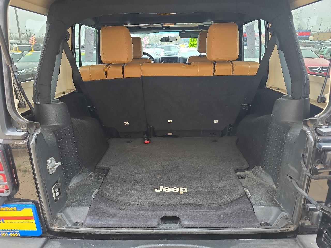 Jeep Wrangler Unlimited 4WD 4dr Sport 2011