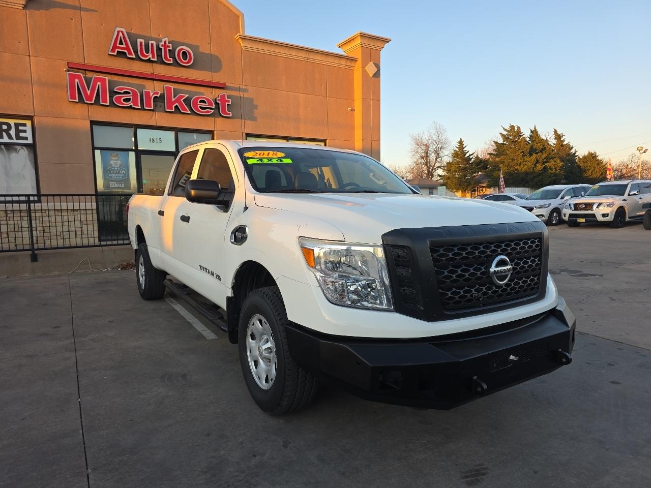 Nissan Titan XD 4x4 Gas Crew Cab S 2018