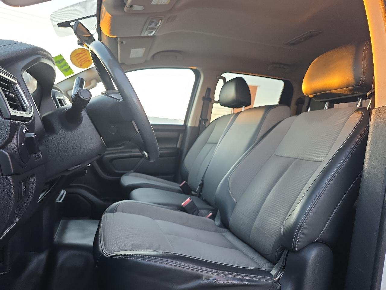 Nissan Titan XD 4x4 Gas Crew Cab S 2018