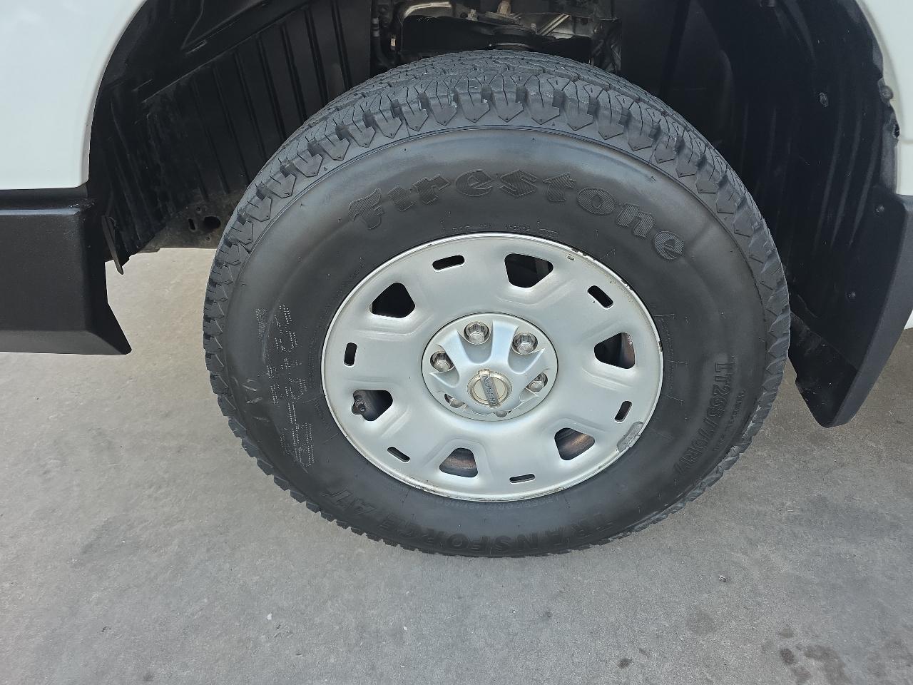 Nissan Titan XD 4x4 Gas Crew Cab S 2018