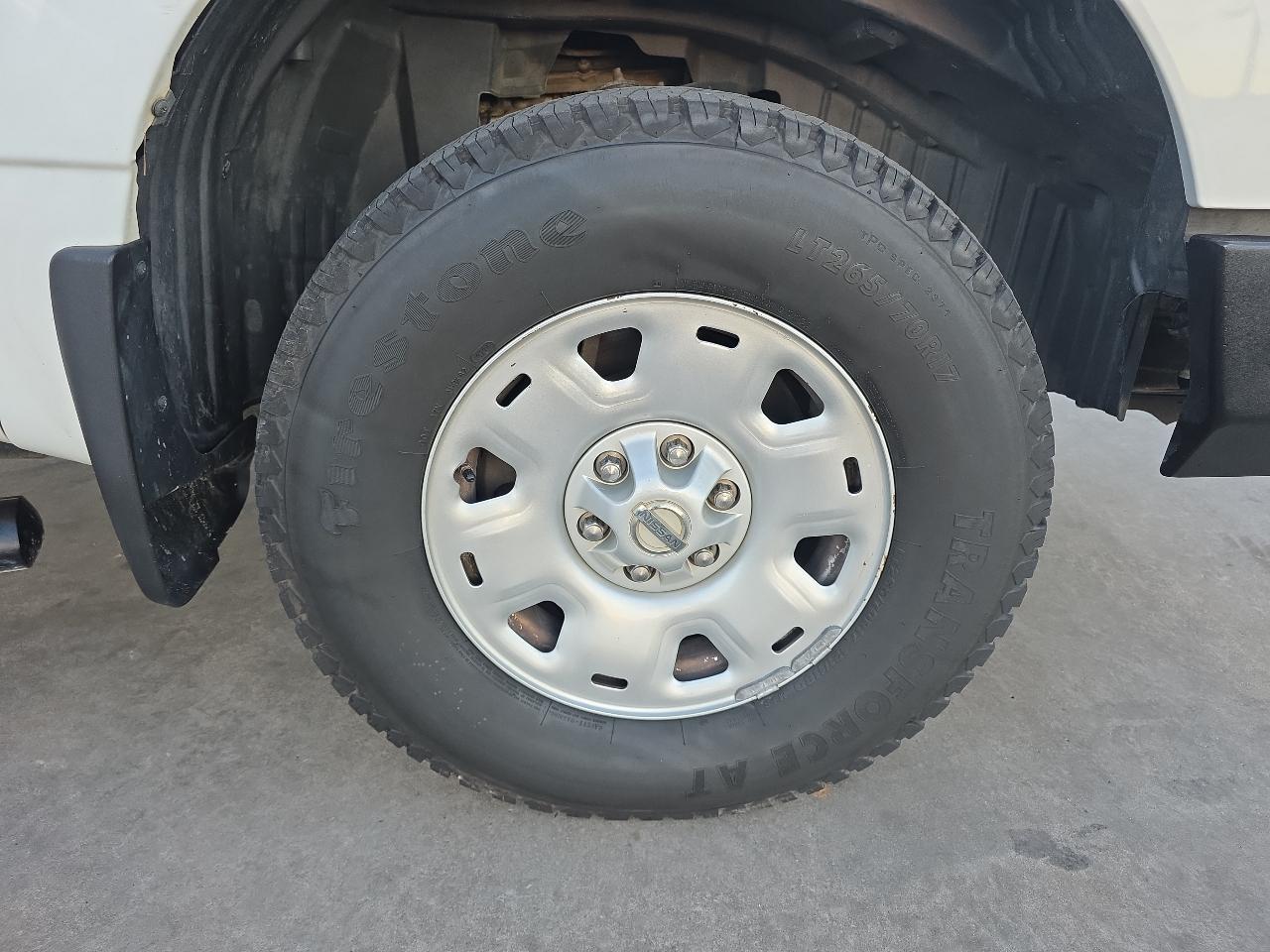 Nissan Titan XD 4x4 Gas Crew Cab S 2018