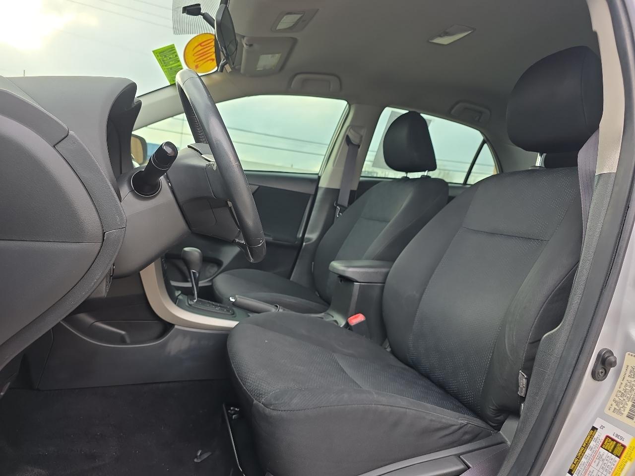 Toyota Corolla 4dr Sdn Auto S (Natl) 2009