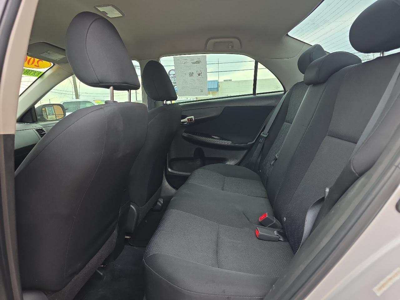 Toyota Corolla 4dr Sdn Auto S (Natl) 2009