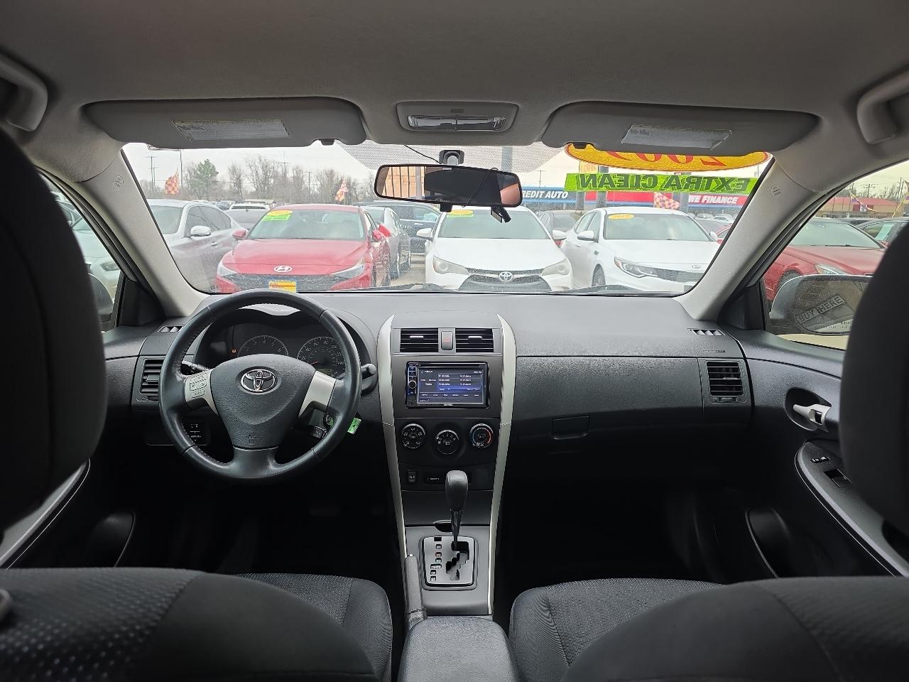 Toyota Corolla 4dr Sdn Auto S (Natl) 2009