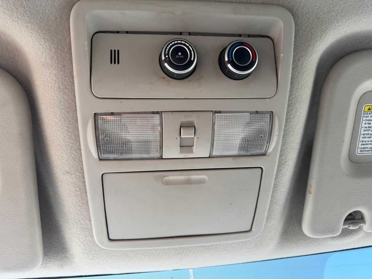 Nissan NVP 3500 V6 S 2014