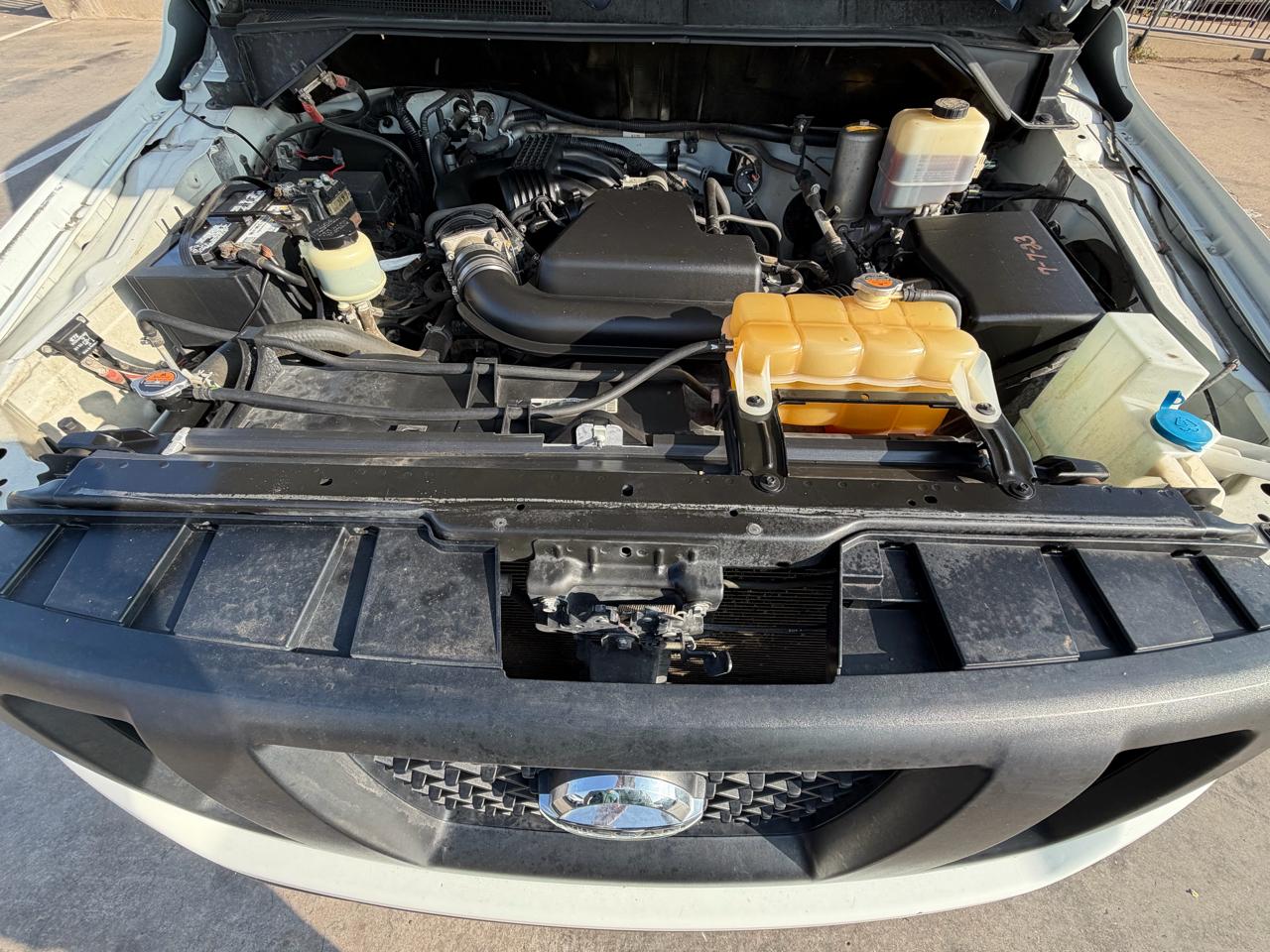 Nissan NVP 3500 V6 S 2014