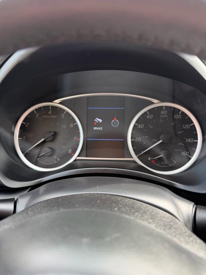 Nissan Sentra SR CVT 2019