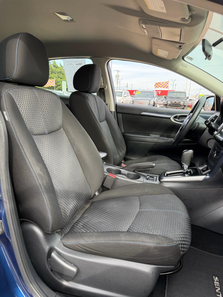 Nissan Sentra SR CVT 2019