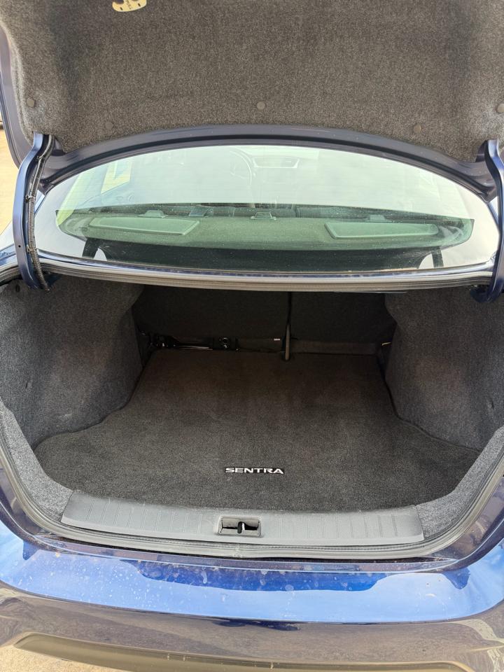 Nissan Sentra SR CVT 2019