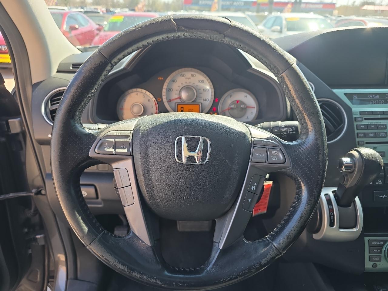 Honda Pilot 4WD 4dr Touring w/RES & Navi 2010