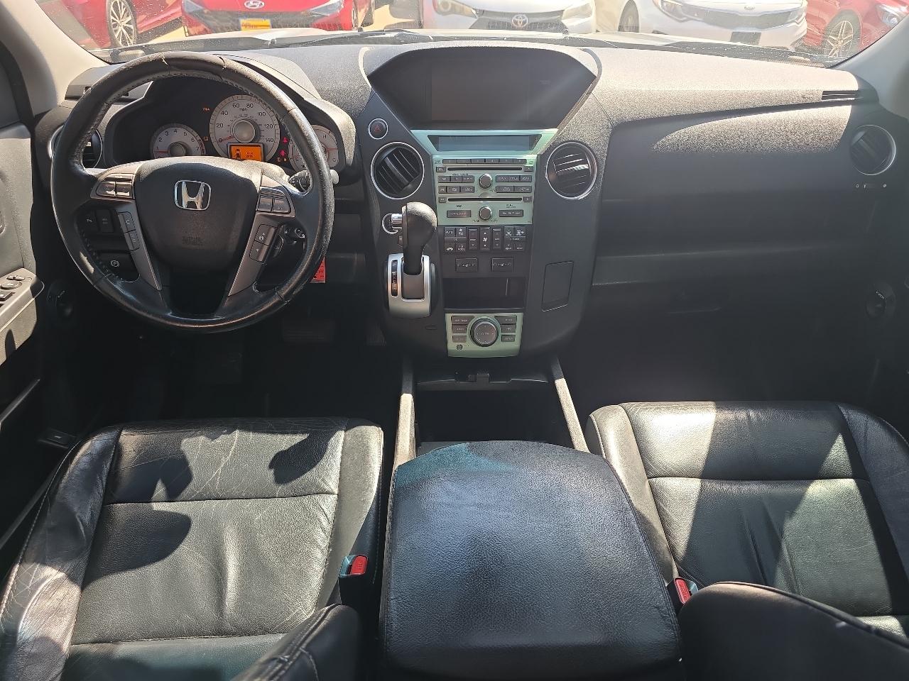 Honda Pilot 4WD 4dr Touring w/RES & Navi 2010