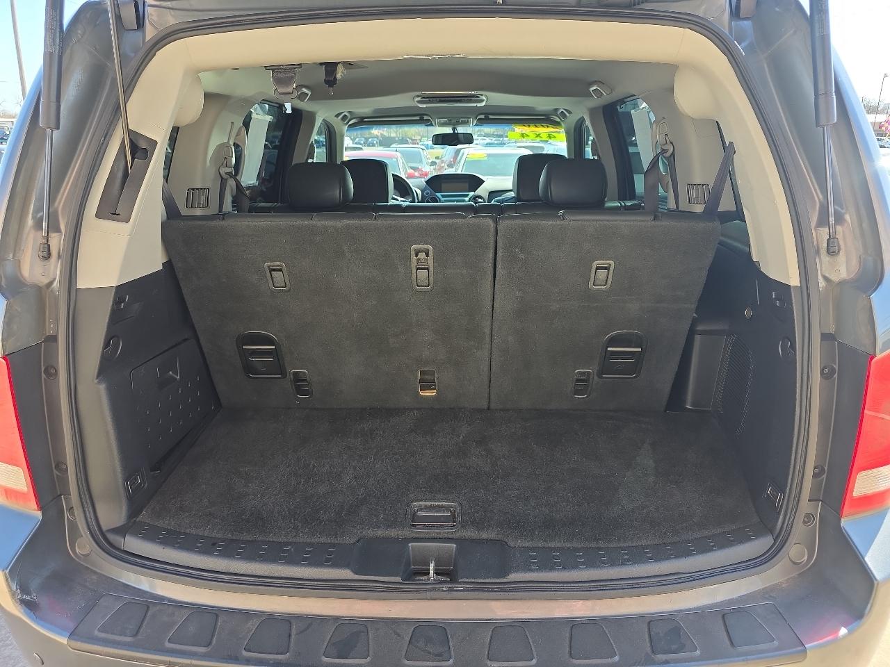 Honda Pilot 4WD 4dr Touring w/RES & Navi 2010